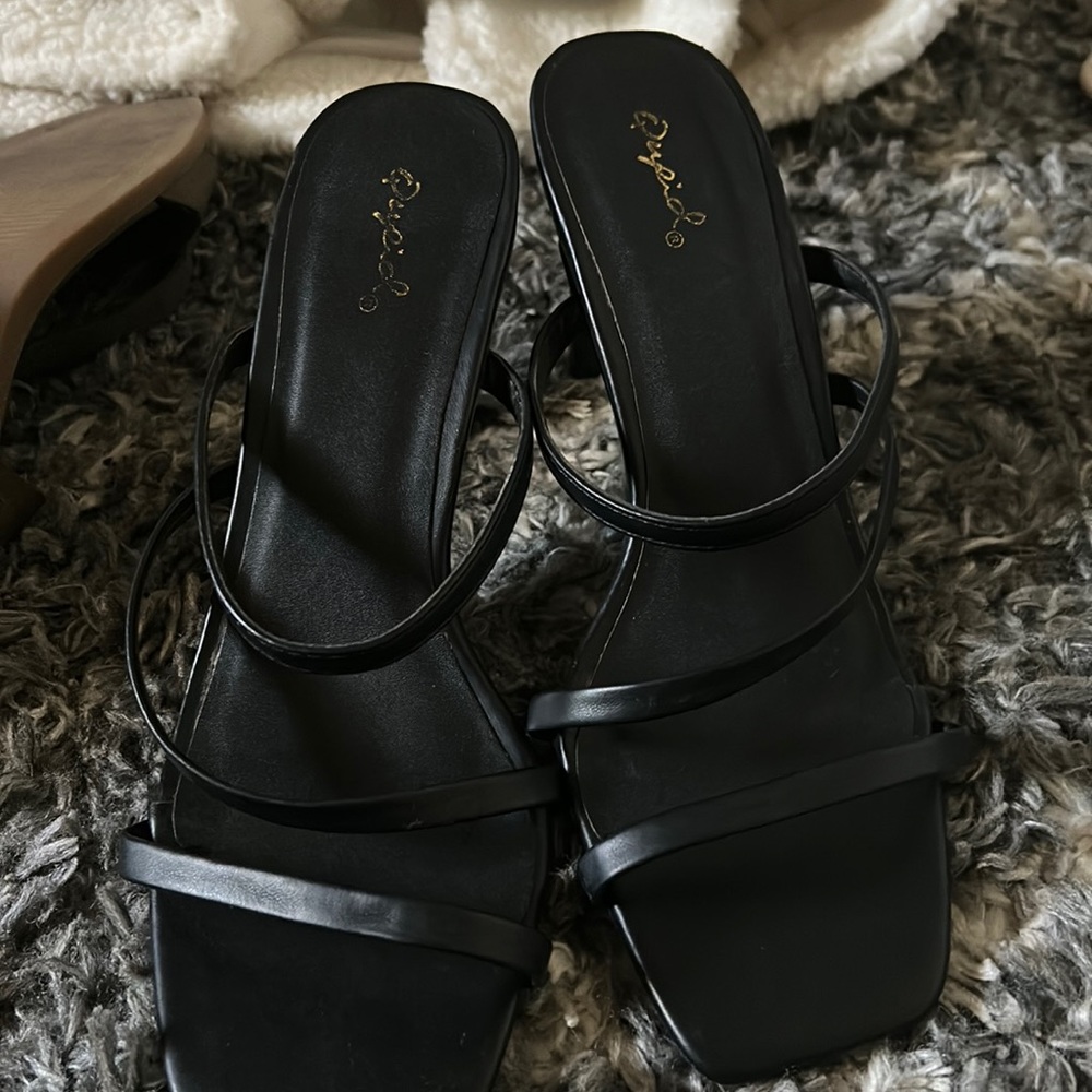Black low heels